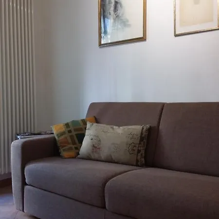 Casa Vacanza Melograno דירה קסטלנואובו דל גארדה